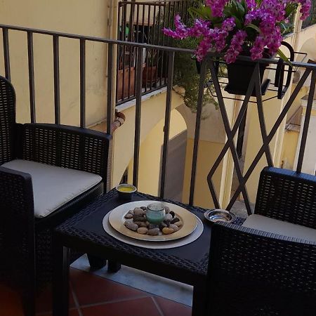 B&B Renella Caserta Eksteriør bilde